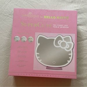 HELLO KITTY LED MIRROR